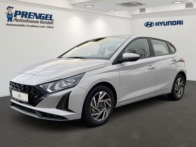 Lumen grey mineraleffekt Neu 2025 Hyundai i20 Trend Kleinwagen | 20.290 € (Guter Preis) - Bild 1/4