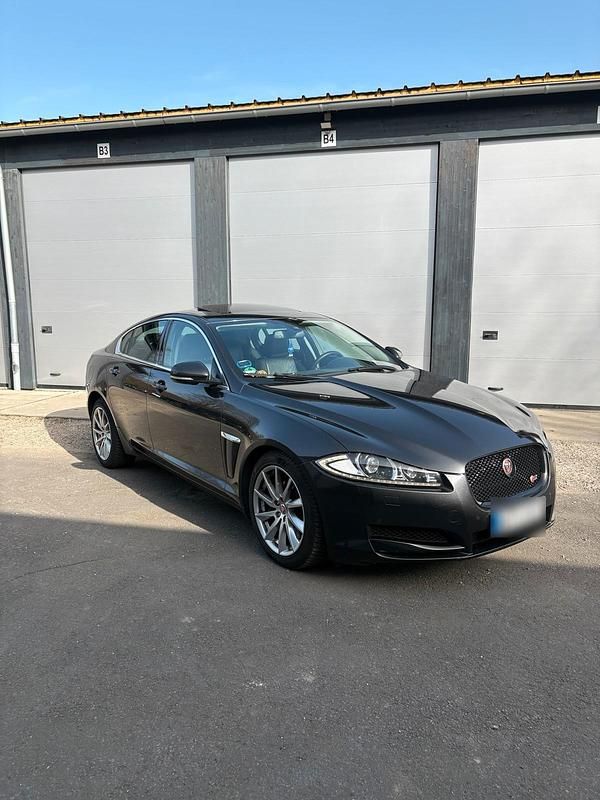 Gebraucht Jaguar XF S 275 PS (202 kW) 2015 Limousine