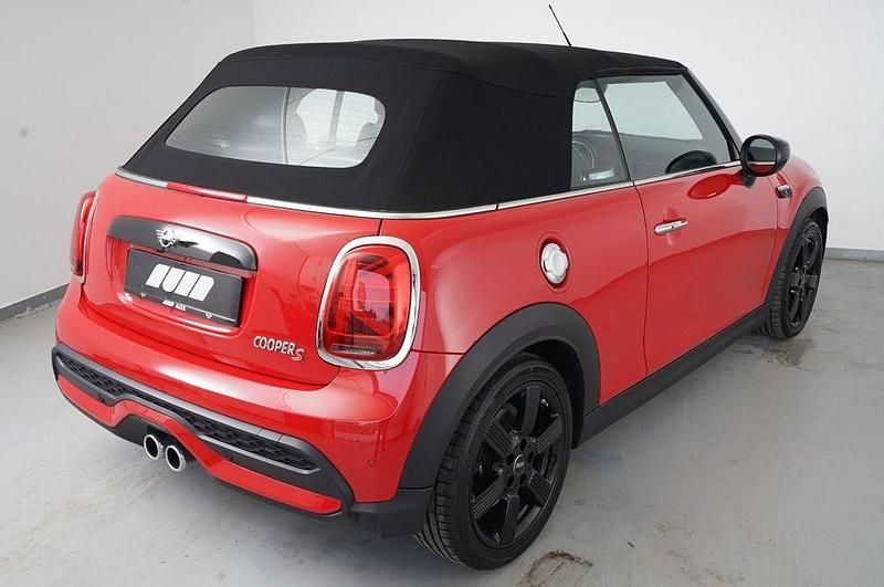 Gebraucht Mini Cooper S Cabriolet 178 PS (130 kW) 2022 Rot Cabrio
