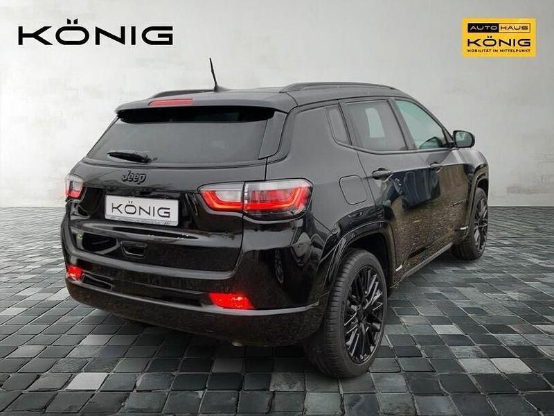 Gebraucht Jeep Compass Altitude 131 PS (96 kW) 2023 Schwarz SUV