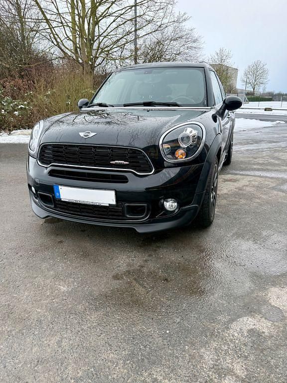 Schwarz Gebraucht 2014 Mini John Cooper Works Countryman SUV | 15.900 € (Fairer Preis) - Bild 1/4