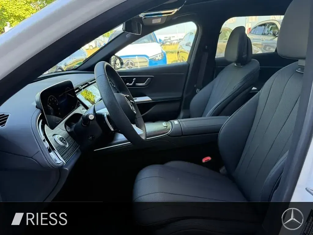 Gebraucht Mercedes E300 AMG 197 PS (144 kW) 2026 Weiß Kombi