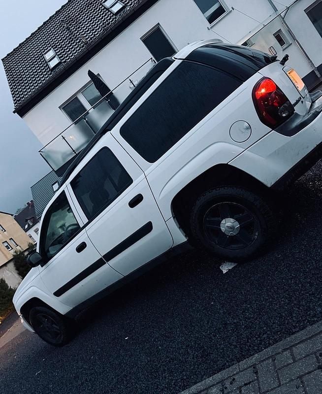 Gebraucht Chevrolet TrailBlazer 270 PS (198 kW) 2005 Weiß SUV