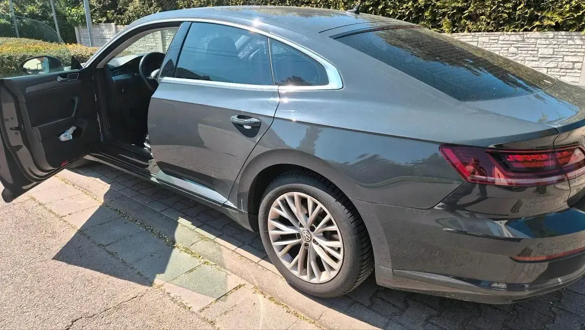 Second-hand VW Arteon 190 CP (139 kW) 2019 Gri Hatchback