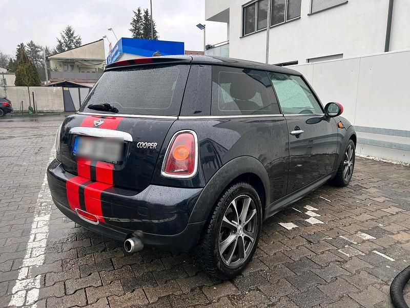 Gebraucht Mini Cooper 95 PS (69 kW) 2007 Schwarz Kleinwagen