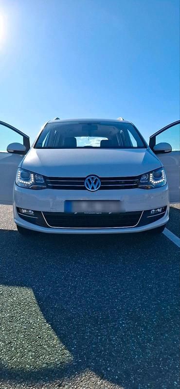 Gebraucht VW Sharan 140 PS (102 kW) 2014 Weiß Van / Kleinbus