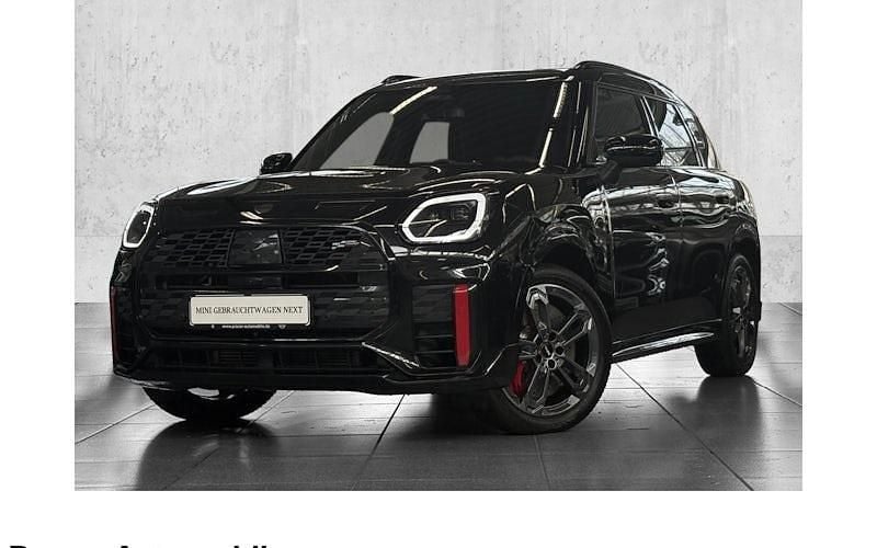 Schwarz Gebraucht 2024 Mini John Cooper Works Countryman Classic SUV | 39.570 € (Fairer Preis) - Bild 1/4