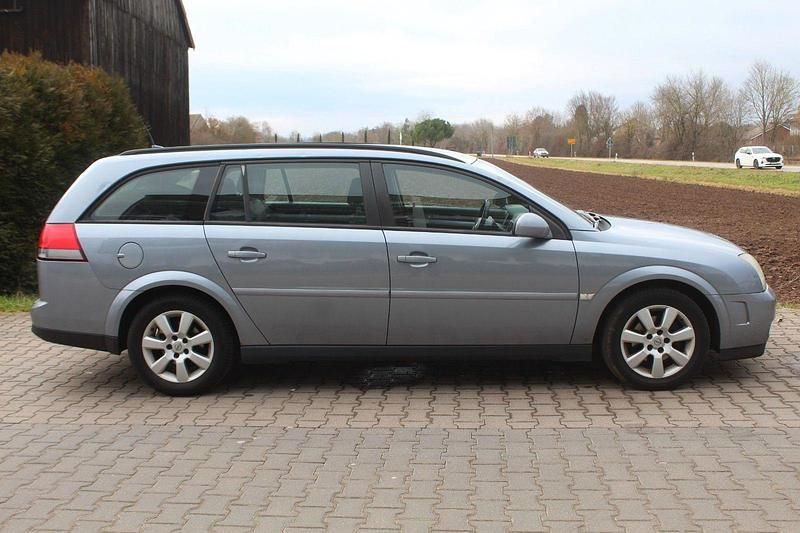 Gebraucht Opel Vectra 179 PS (131 kW) 2005 Grau Kombi