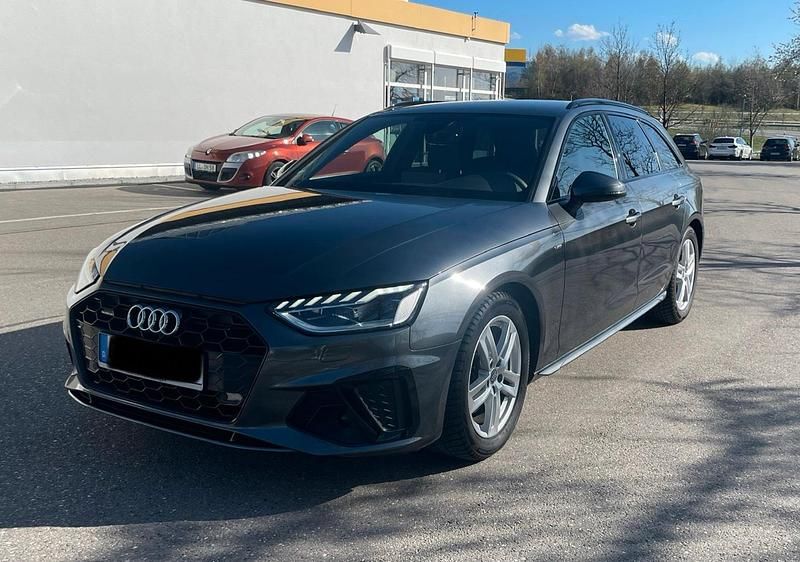 Gebraucht Audi A4 S-Line 190 PS (139 kW) 2019 Grau Kombi