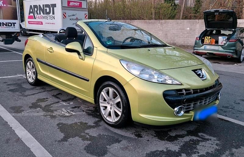Gebraucht Peugeot 207 CC 120 PS (88 kW) 2007 Grün Cabrio