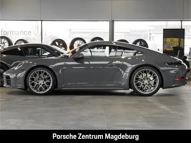 Gebraucht Porsche 911 Carrera 394 PS (289 kW) 2026 Grau Coupé