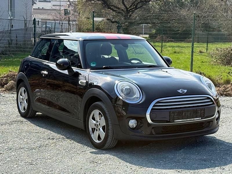 Gebraucht Mini Cooper D 116 PS (85 kW) 2014 Schwarz Kleinwagen