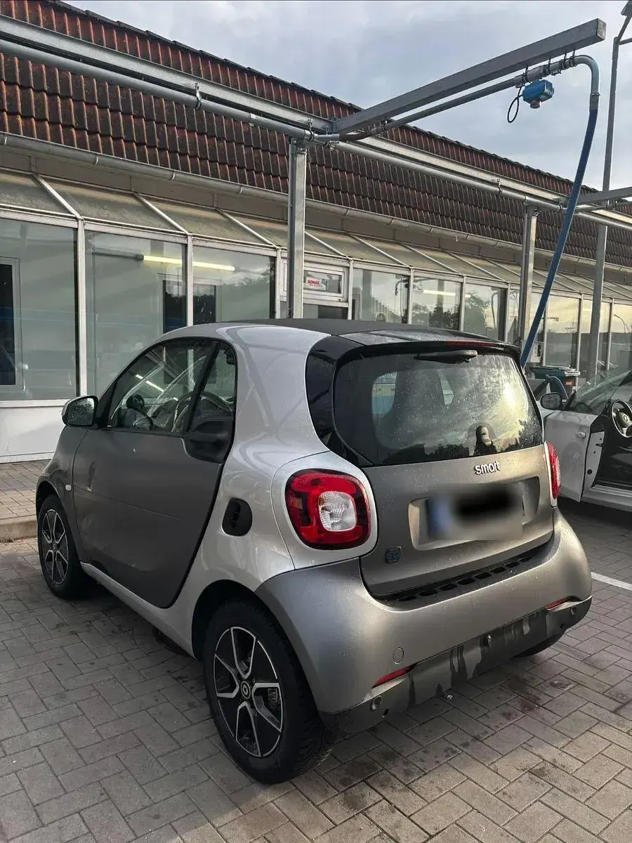 Gebraucht Smart ForTwo Coupé 60 kW (82 PS) 2021 Grau Coupé