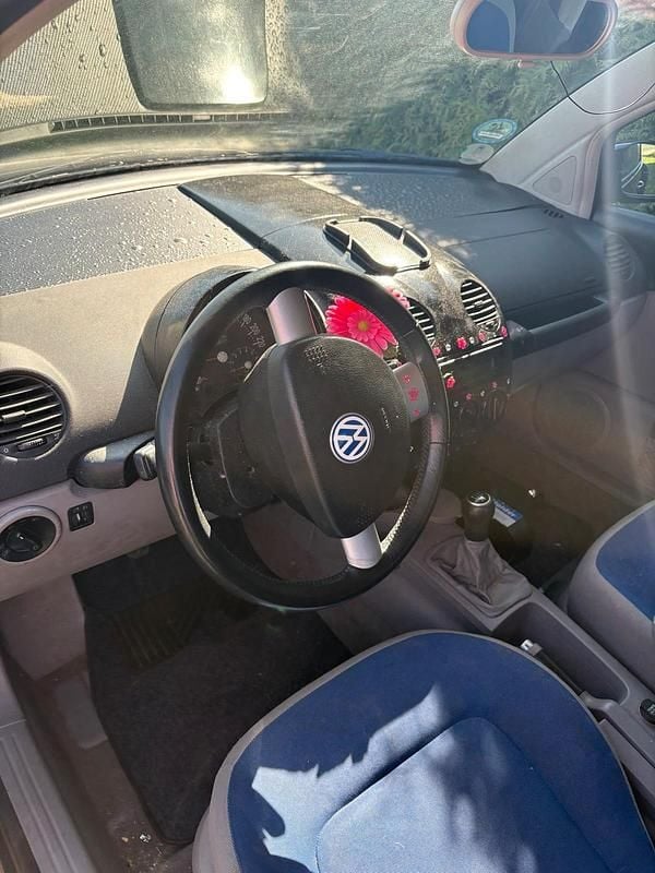 Second-hand VW Beetle 2000 Negru Hatchback