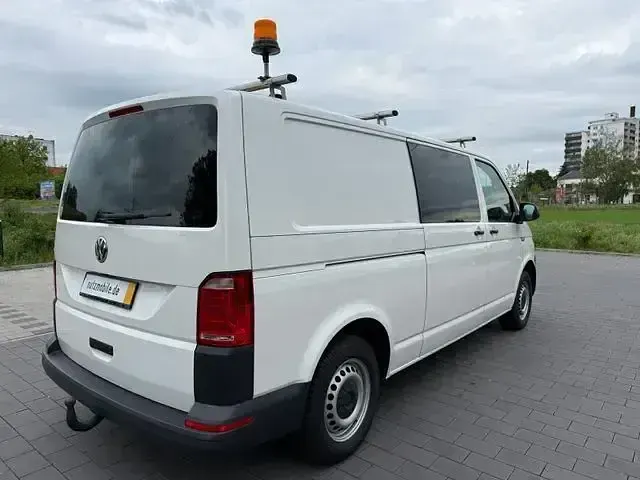 Second-hand VW T6 150 CP (110 kW) 2018 Alb Van