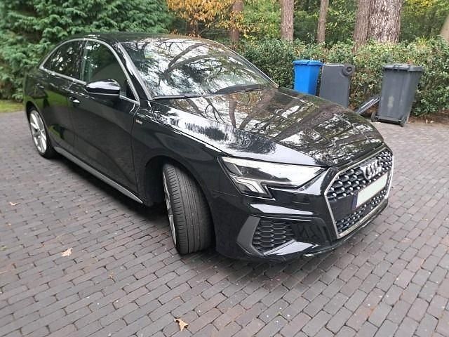 Gebraucht Audi A3 S-Line 150 PS (110 kW) 2020 Mythosschwarz metallic Limousine