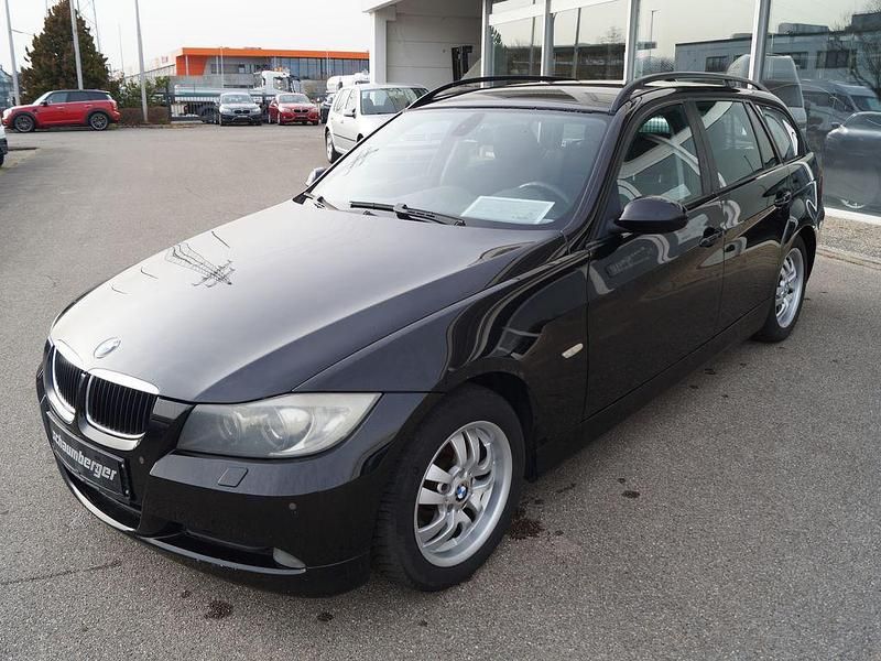 Gebraucht BMW 320 163 PS (119 kW) 2007 Schwarz Kombi