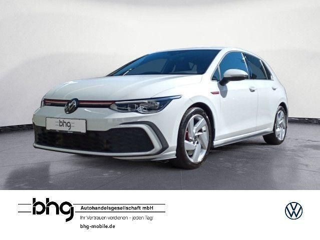 Weiß Gebraucht 2024 VW Golf VIII GTI Limousine | 28.020 € (Guter Preis) - Bild 1/4