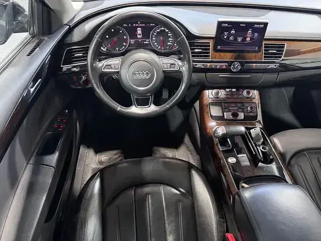 Gebraucht Audi A8 Comfort 258 PS (189 kW) 2015 Schwarz Limousine