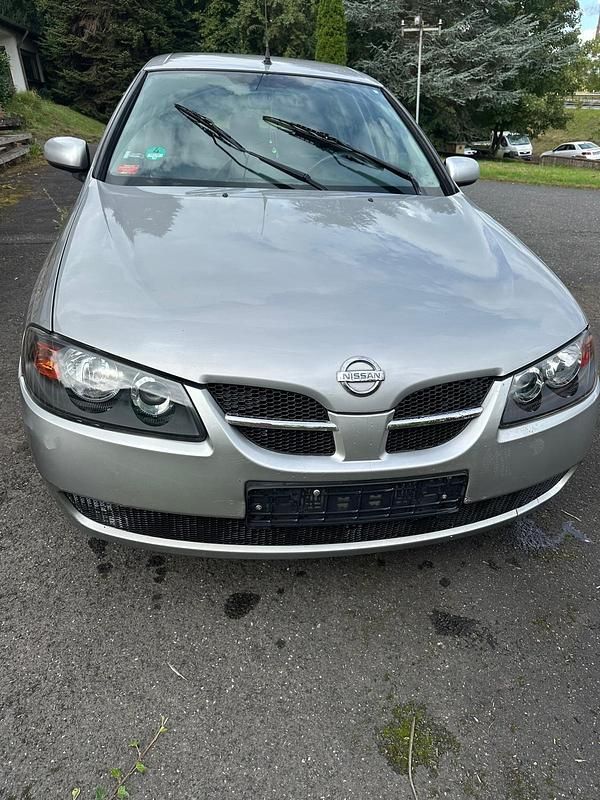 Silber Gebraucht 2003 Nissan Almera Limousine | 1.900 € (Fairer Preis) - Bild 1/4