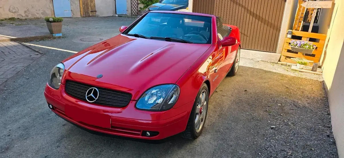 Gebraucht Mercedes SLK230 193 PS (141 kW) 1999 Rot Cabrio
