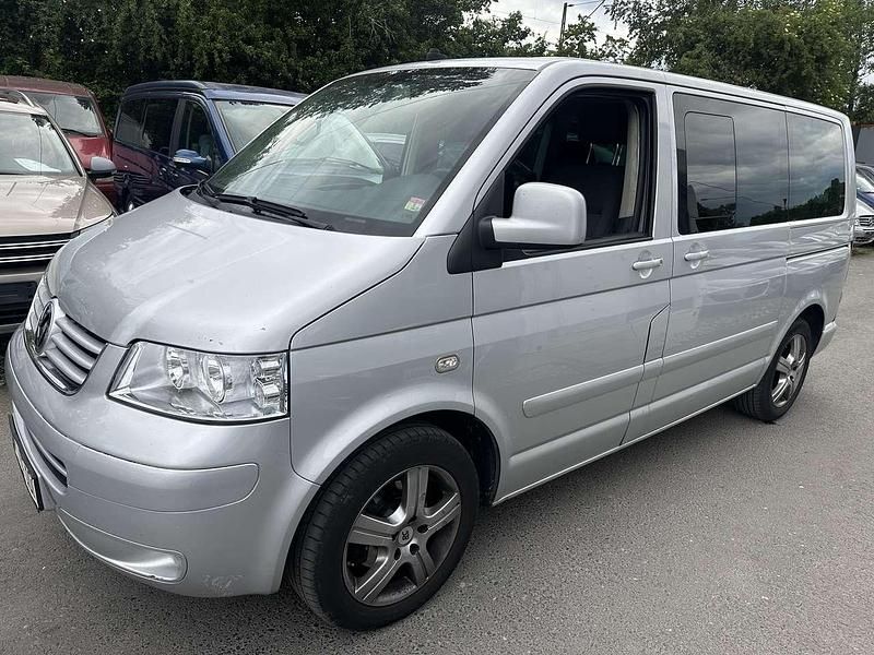 Reflexsilber metallic Gebraucht 2006 VW T5 Comfortline Van | 7.999 € (Superpreis) - Bild 1/4