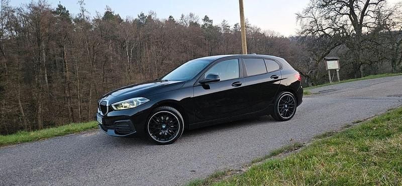 Gebraucht BMW 118 136 PS (100 kW) 2021 Schwarz Kleinwagen