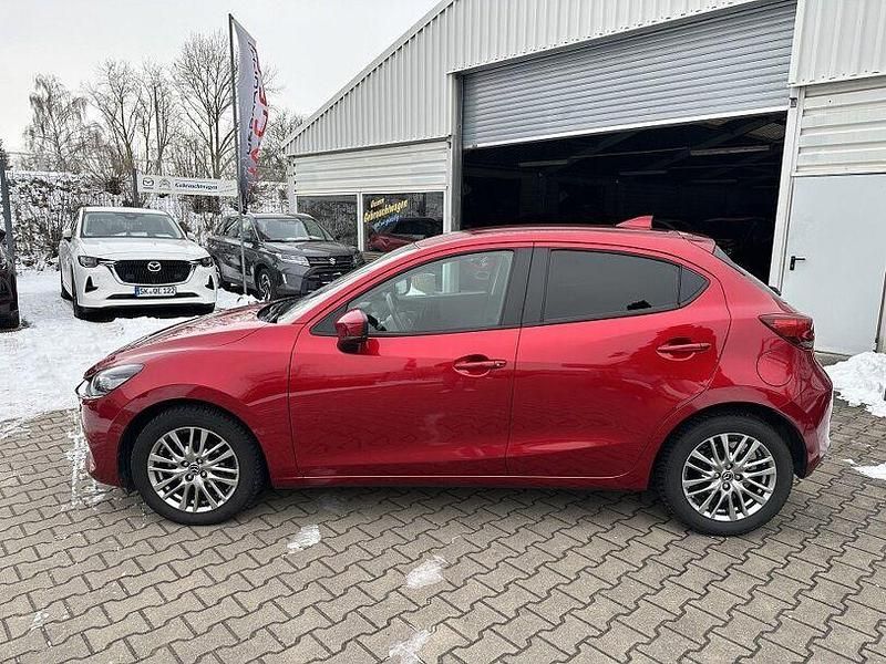 Gebraucht Mazda 2 Kizoku 90 PS (66 kW) 2022 Rot Kleinwagen