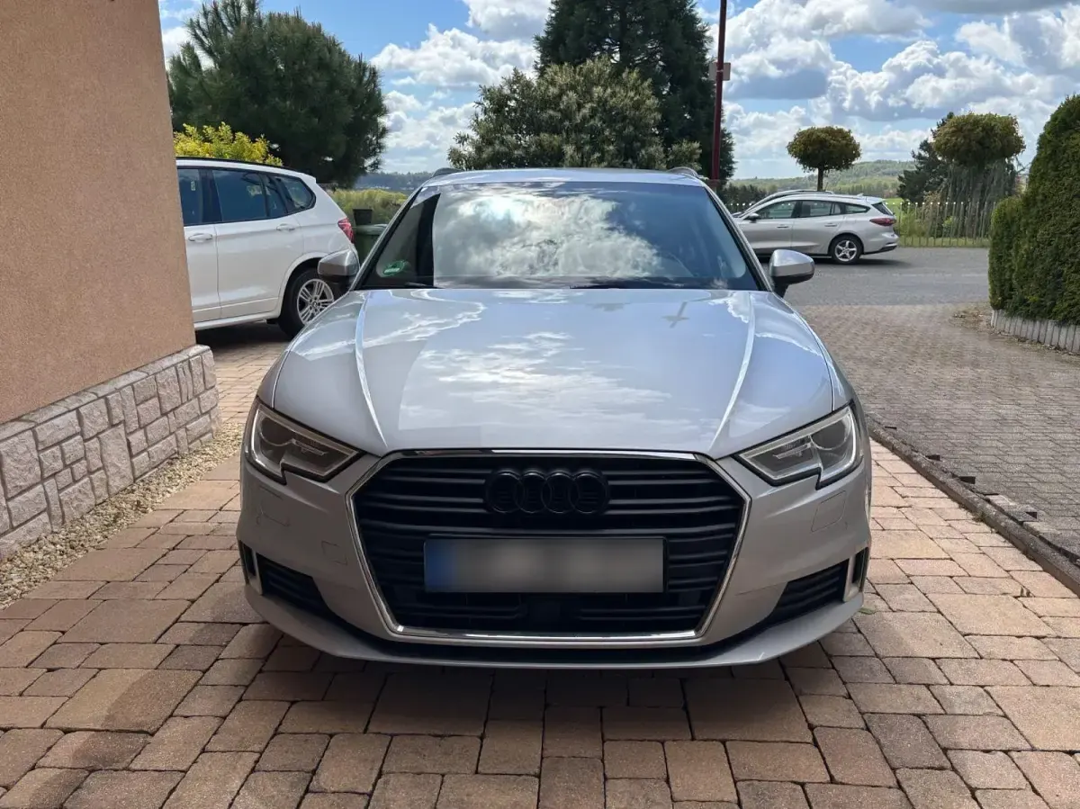 Gebraucht Audi A3 150 PS (110 kW) 2017 Silber Limousine