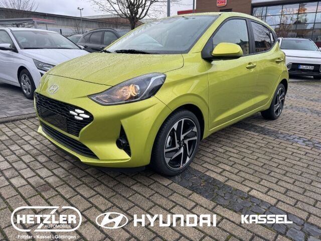 Lucid lime / met Gebraucht 2024 Hyundai i10 Prime Kleinwagen | 18.990 € (Fairer Preis) - Bild 1/4