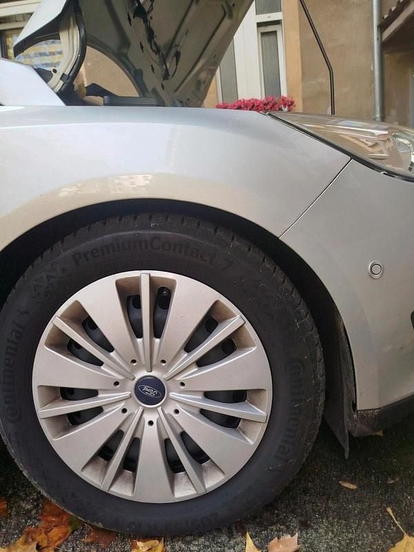 Usata Ford Focus 2015 Grigio Station wagon