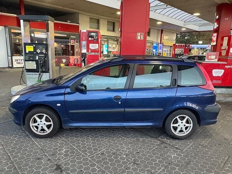 Gebraucht Peugeot 206 75 PS (55 kW) 2004 Blau Kombi