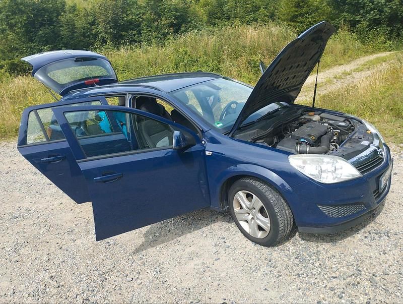 Blau Gebraucht 2009 Opel Astra Kombi | 2.800 € (Fairer Preis) - Bild 1/4