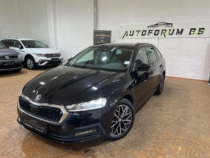Schwarz Gebraucht 2022 Skoda Octavia Clever Kombi | 19.490 € (Guter Preis) - Bild 1/4