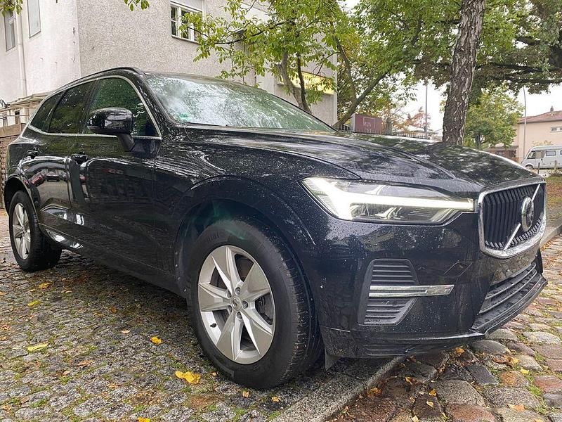 Schwarz Gebraucht 2021 Volvo XC60 Momentum SUV | 25.999 € (Superpreis) - Bild 1/4
