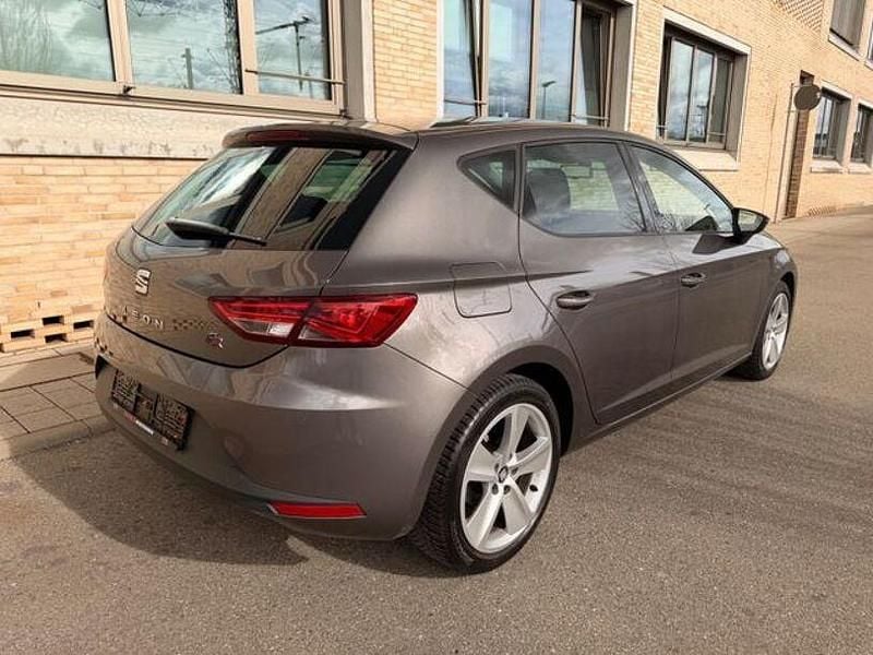 Gebraucht Seat Leon FR 180 PS (132 kW) 2014 Weiß Limousine