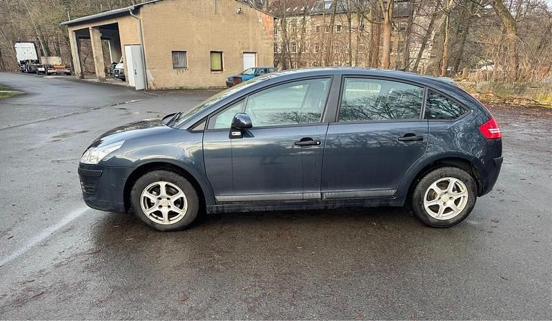 Gebraucht Citroën C4 88 PS (64 kW) 2009 Blau Kleinwagen