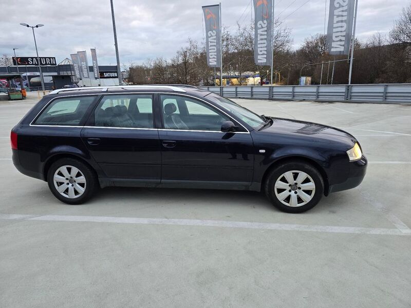 Gebraucht Audi A6 150 PS (110 kW) 2000 Blau Kombi