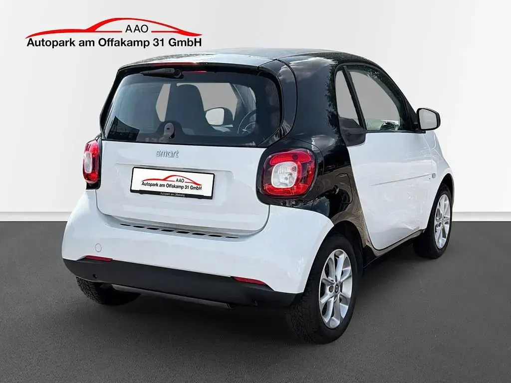 Gebraucht Smart ForTwo Coupé Passion 90 PS (66 kW) 2015 Weiß Coupé