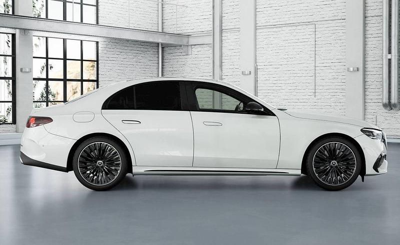 Gebraucht Mercedes E400 AMG 252 PS (185 kW) 2024 Weiß Limousine