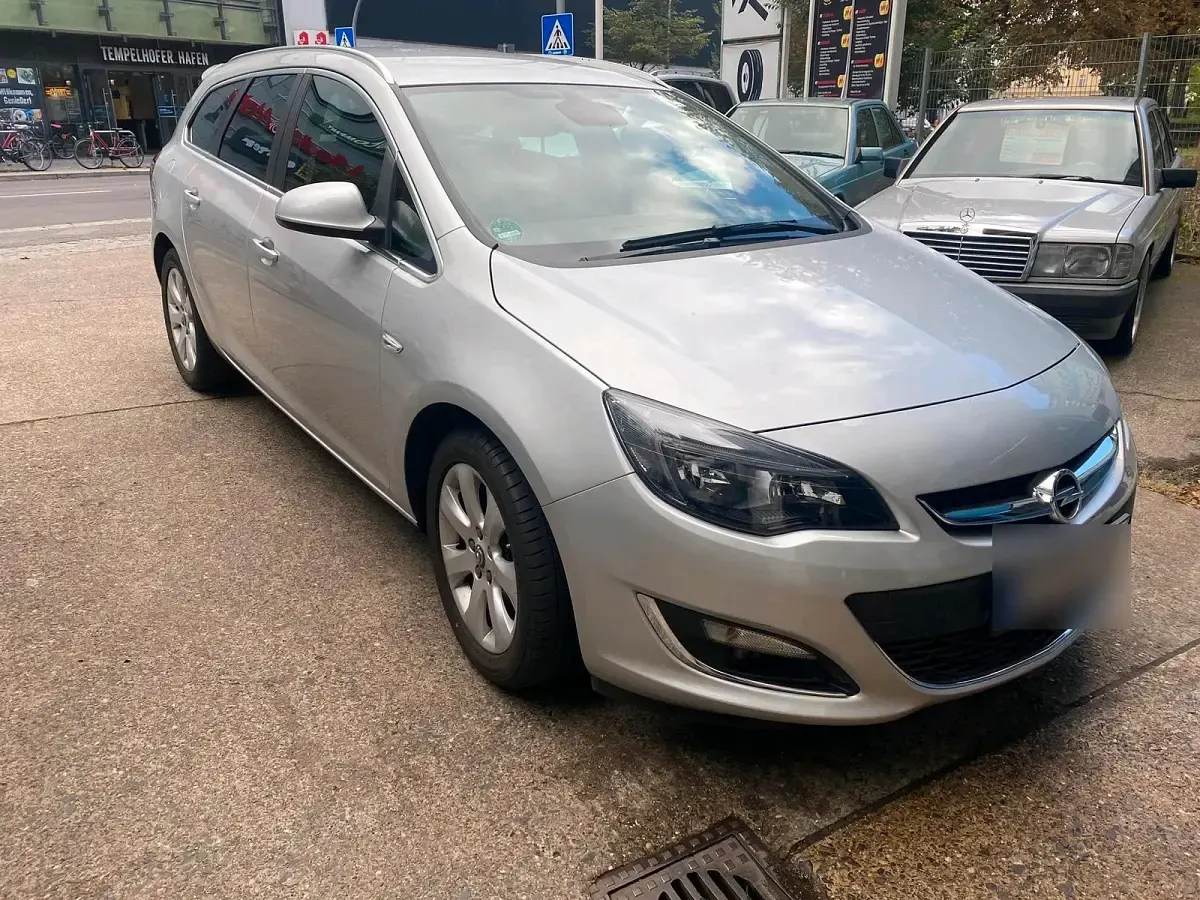Gebraucht Opel Astra 170 PS (125 kW) 2015 Silber Kombi