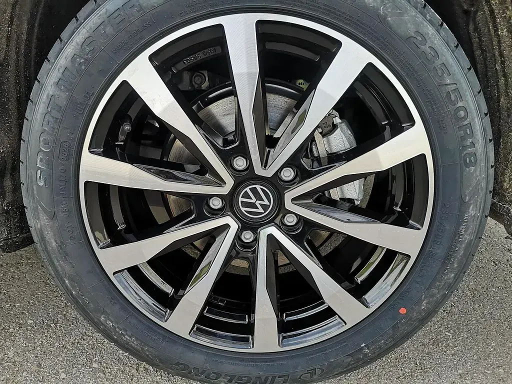 Neu VW Multivan Edition 150 PS (110 kW) 2025 Blau Van / Kleinbus