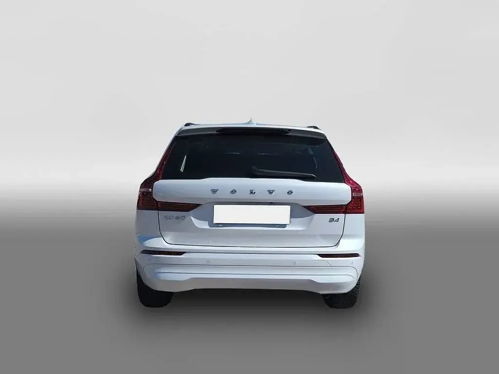 Usata Volvo XC60 Core 197 CV (144 kW) 2024 Bianco SUV