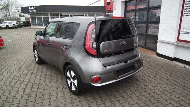 Gebraucht Kia Soul EV Play 80 kW (110 PS) 2016 Grau SUV