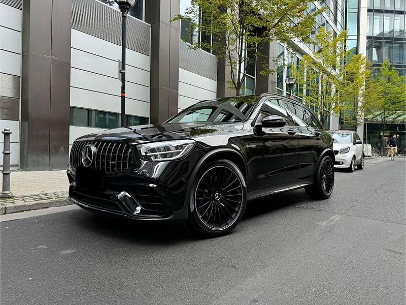 Schwarz Gebraucht 2021 Mercedes GLC63 AMG AMG SUV | 79.000 € (Teuer) - Bild 1/4