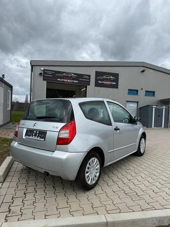 Gebraucht Citroën C2 Tonic 73 PS (53 kW) 2008 Grau Kleinwagen