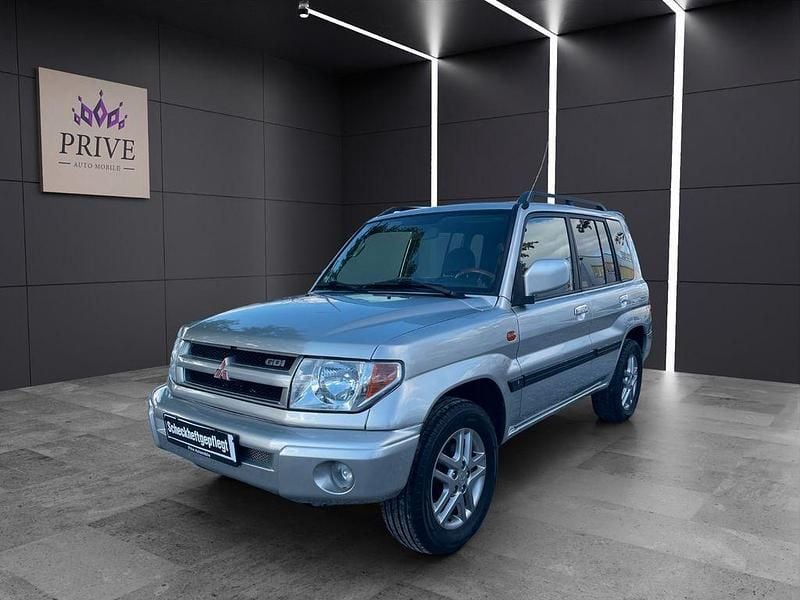 Grau Gebraucht 2003 Mitsubishi Pajero SUV | 9.990 € (Teuer) - Bild 1/4