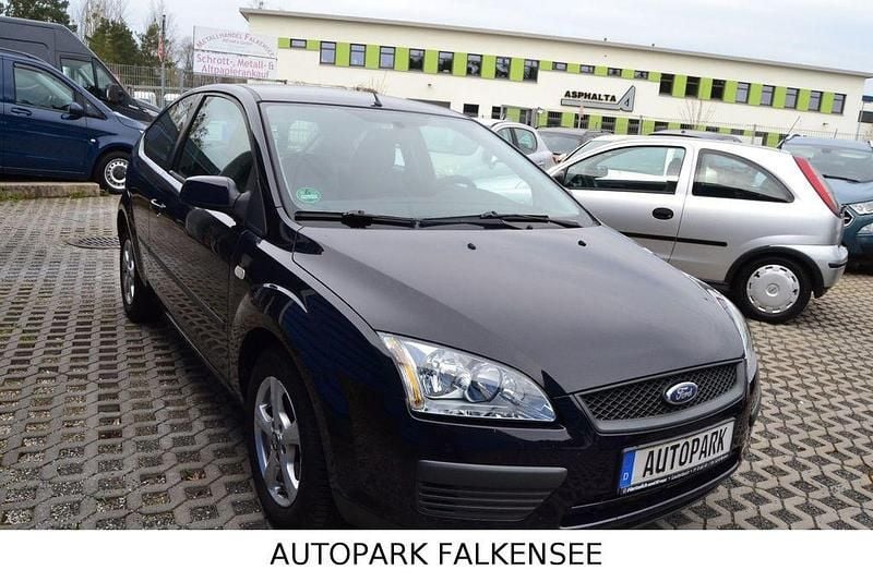 Gebraucht Ford Focus Fun X 80 PS (58 kW) 2006 Blau Kleinwagen