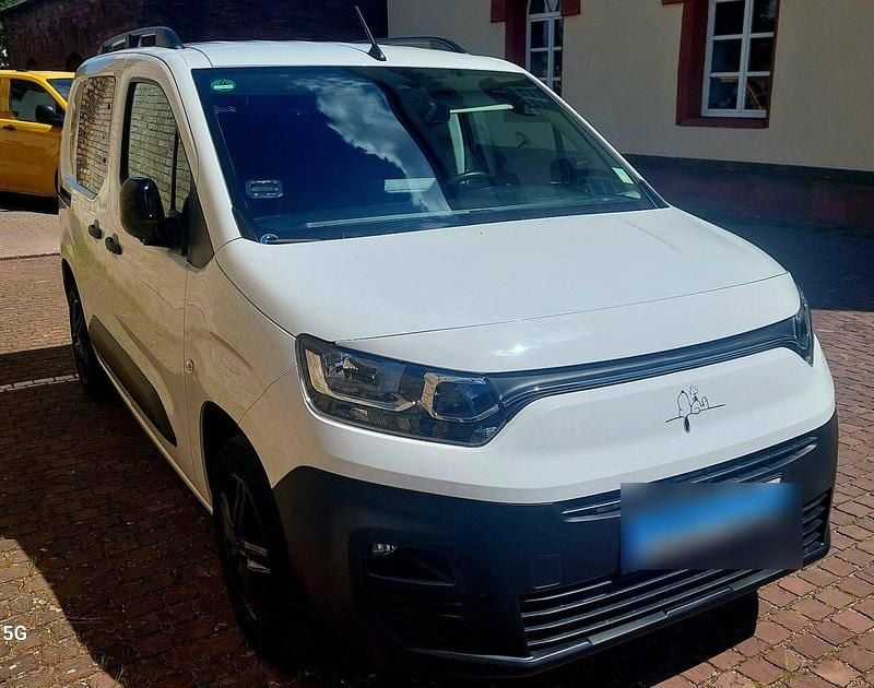 Gebraucht Fiat Doblò 131 PS (96 kW) 2023 Weiß Van / Kleinbus