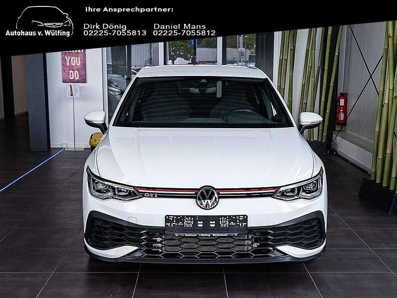 Pure white Gebraucht 2022 VW Golf VIII GTI Clubsport Limousine | 33.450 € (Fairer Preis) - Bild 1/4